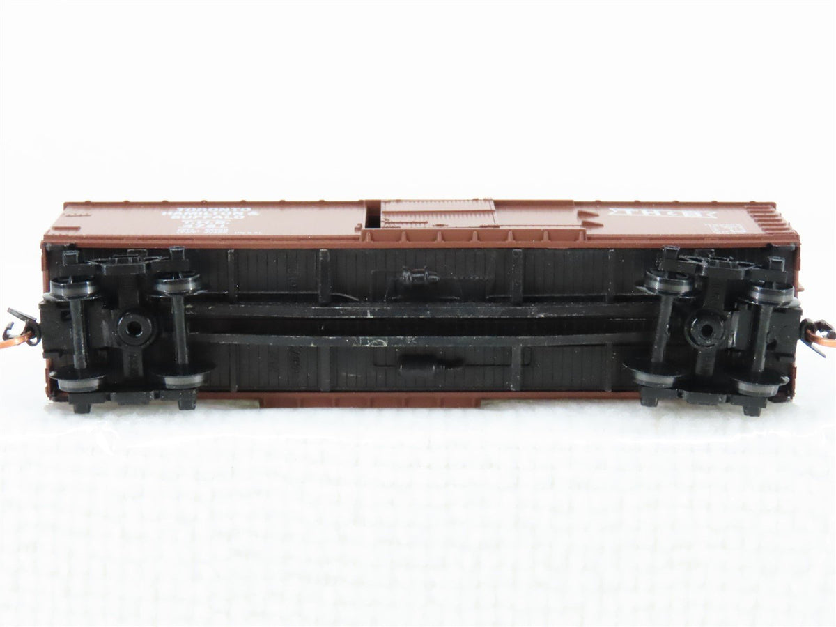 N Scale Micro-Trains MTL 39220 TH&amp;B Toronto, Hamilton &amp; Buffalo 40&#39; Boxcar #4761