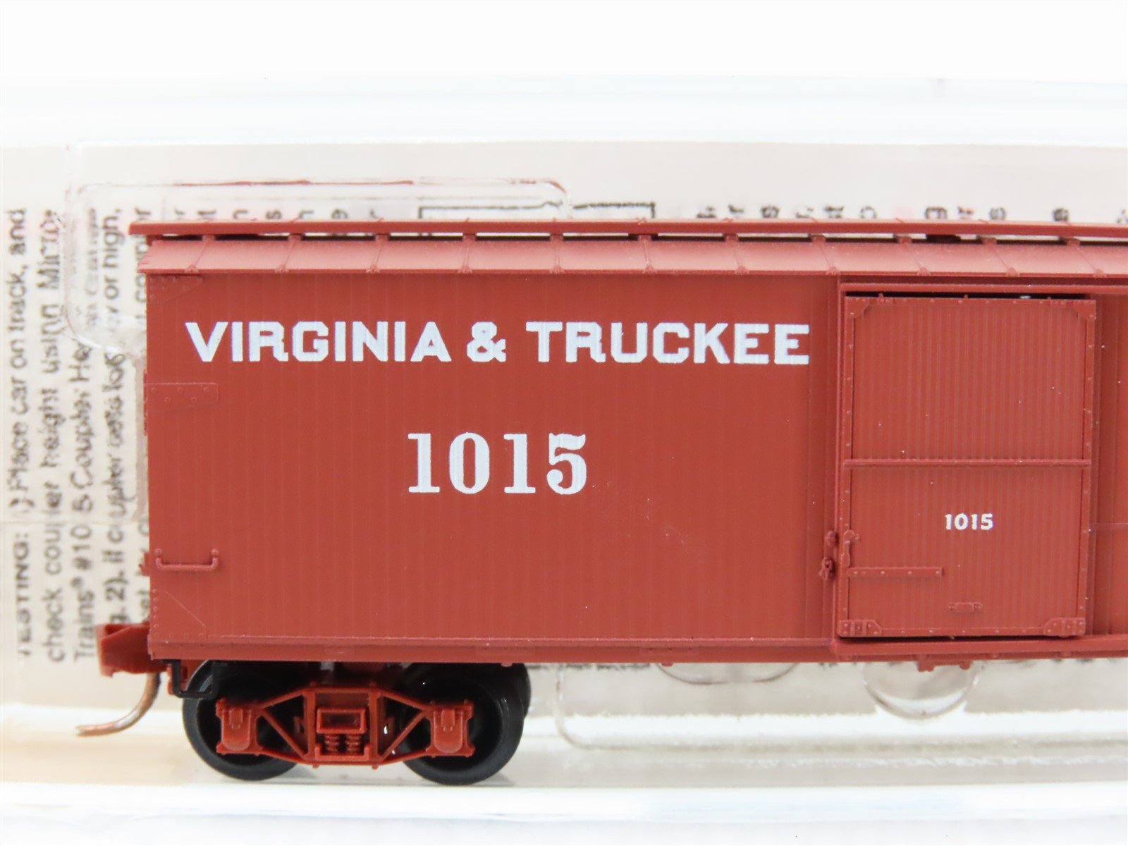 N Scale Micro-Trains MTL 39180 V&T Virginia & Truckee 40' Wood Boxcar #1015