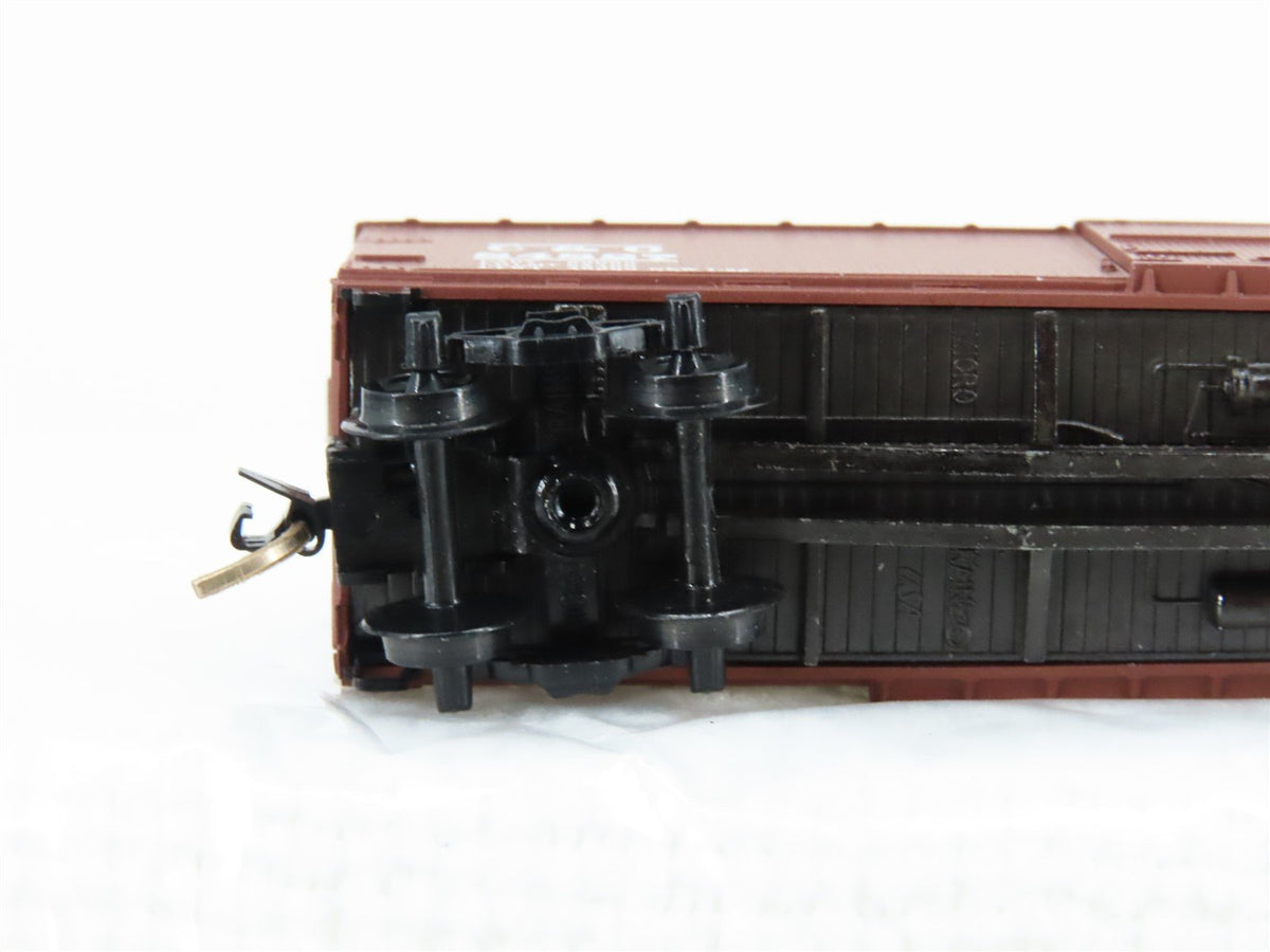 N Scale Micro-Trains MTL 39170 C&amp;O Chesapeake &amp; Ohio 40&#39; Wood Boxcar #84827