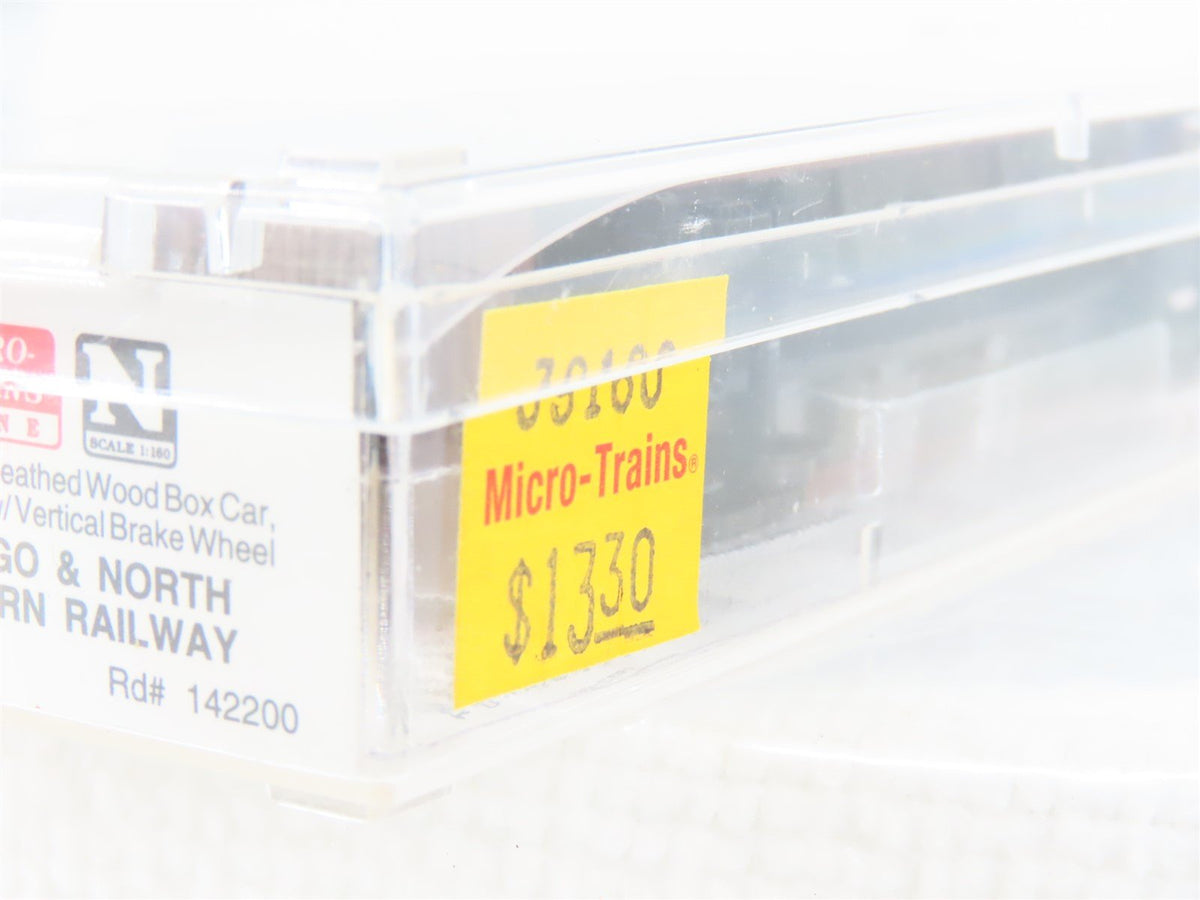 N Scale Micro-Trains MTL 39160 CNW Chicago &amp; Northwestern 40&#39; Boxcar #142200