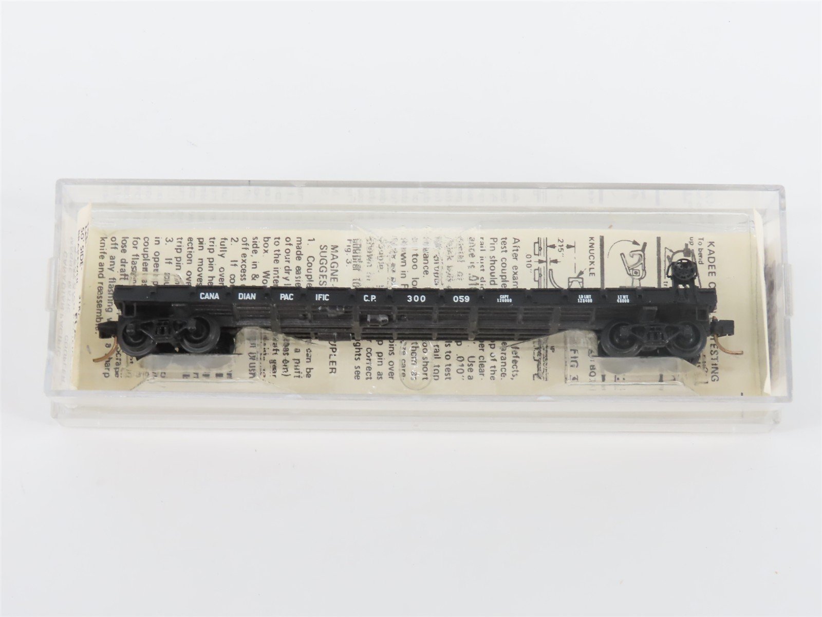 N Scale Kadee Micro-Trains MTL 44040 CP Canadian Pacific 50' Flat Car #300059