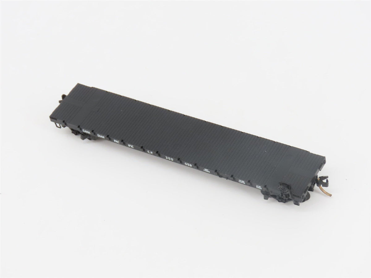 N Scale Kadee Micro-Trains MTL 44040 CP Canadian Pacific 50&#39; Flat Car #300059
