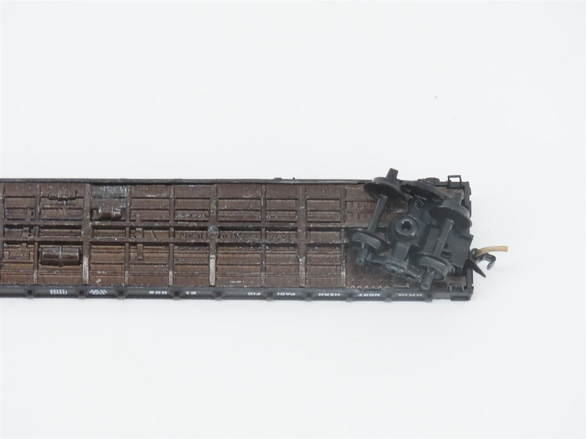 N Scale Kadee Micro-Trains MTL 44020 NP Northern Pacific 50&#39; Flat Car #61002