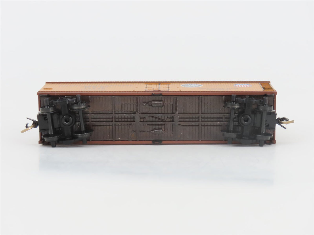 N Scale Micro-Trains MTL 47060 SP UP PFE Pacific Fruit Express 40&#39; Reefer #19859