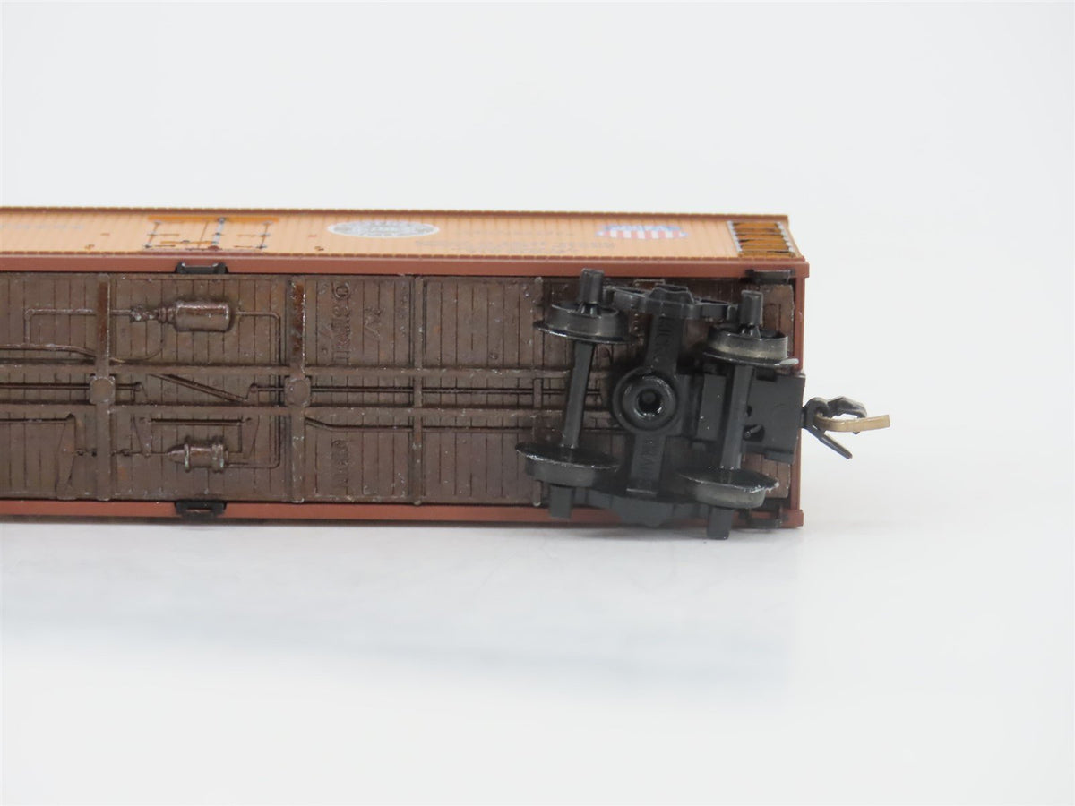 N Scale Micro-Trains MTL 47060 SP UP PFE Pacific Fruit Express 40&#39; Reefer #19716