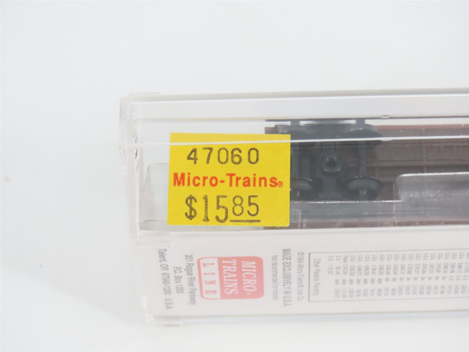 N Scale Micro-Trains MTL 47060 SP UP PFE Pacific Fruit Express 40' Reefer #19716