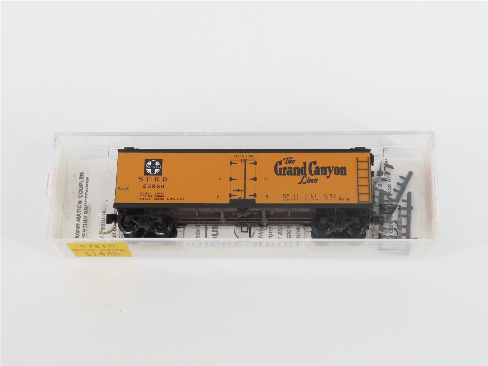 N Scale Micro-Trains MTL 47210 SFRD Santa Fe Grand Canyon 40' Wood Reefer #25956