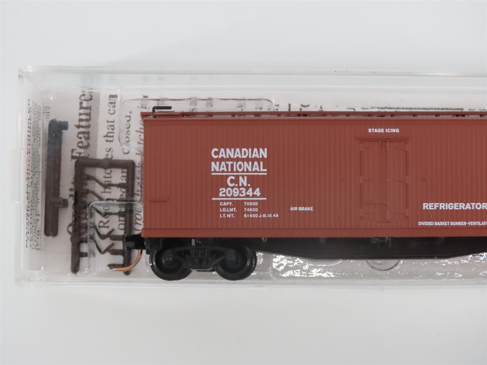 N Micro-Trains MTL 47200 CNR Canadian National 