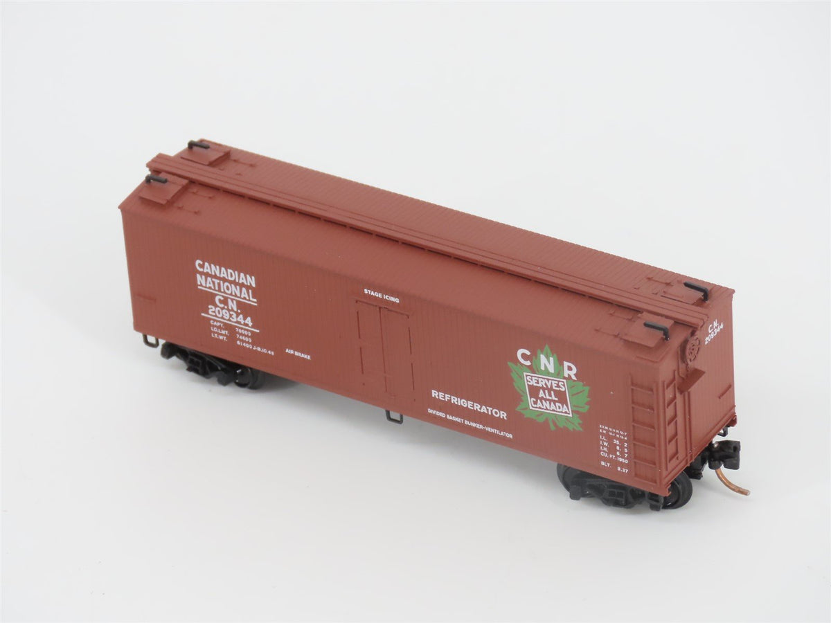 N Micro-Trains MTL 47200 CNR Canadian National &quot;Maple Leaf&quot; 40&#39; Reefer #209344