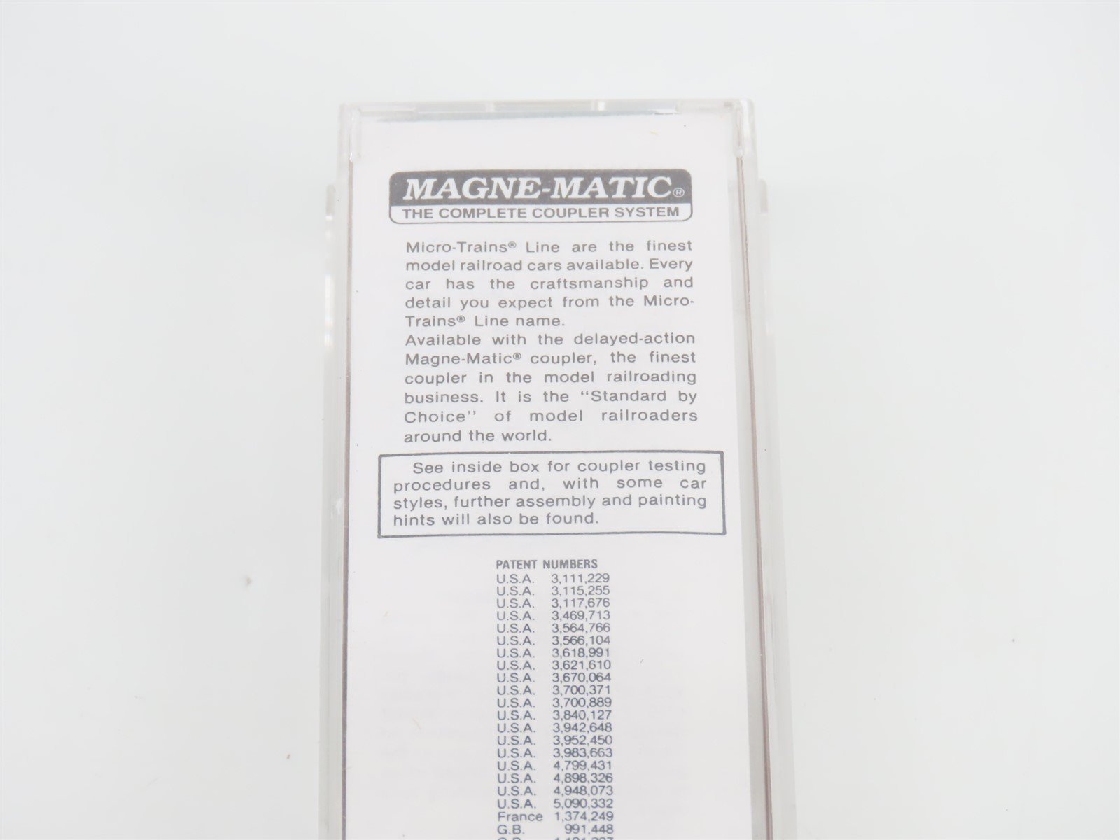 N Scale Micro-Trains MTL 47060 SP UP PFE Pacific Fruit Express 40' Reefer #19195