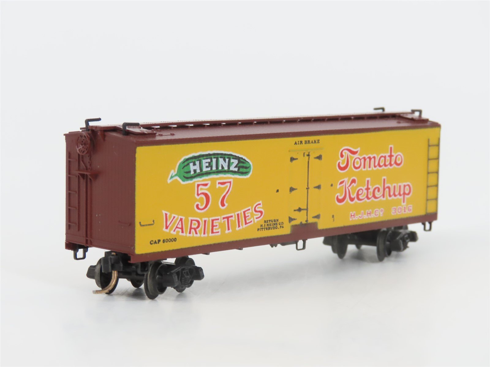 N Scale Kadee Micro-Trains MTL 47020 HJHC Heinz 57 Ketchup 40' Reefer #3016