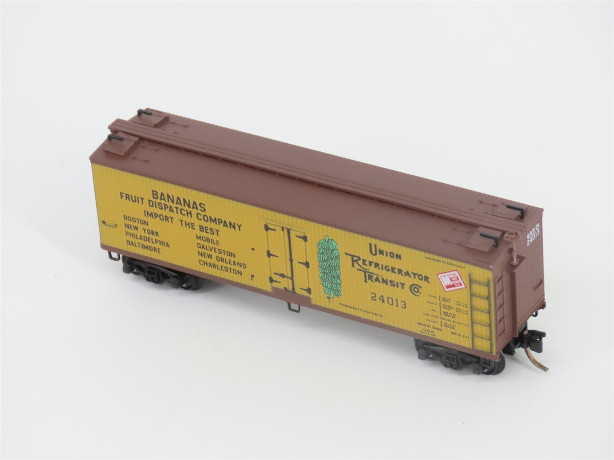 N Scale Micro-Trains MTL 49390 URTC Bananas Fruit Dispatch 40&#39; Reefer #24013