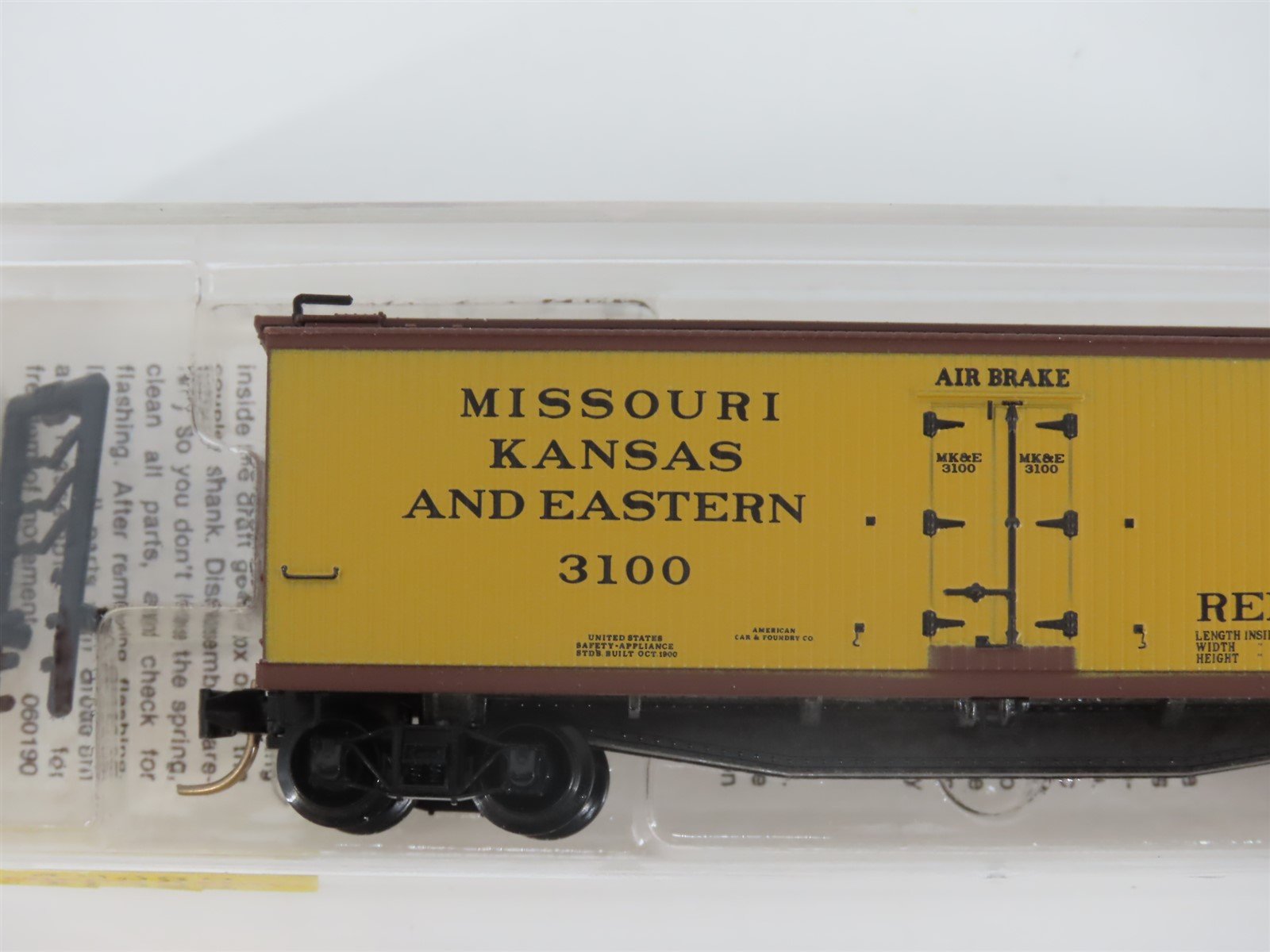 N Scale Micro-Trains MTL 49360 MK&E Missouri Kansas & Eastern 40' Reefer #3100