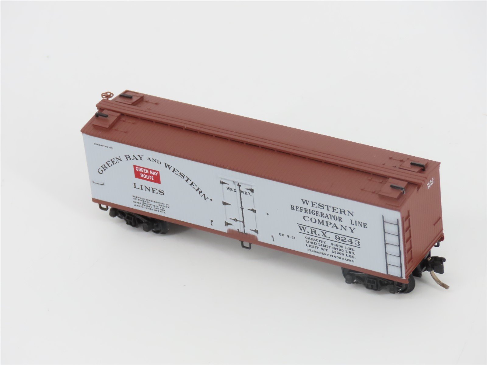 N Scale Micro-Trains MTL 49310 WRX Green Bay Route 40' Wood Reefer #9243