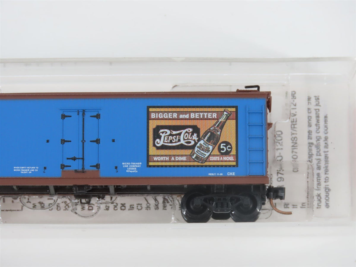 N Scale Micro-Trains MTL 47340 PCEX Pepsi-Cola 40&#39; Wood Reefer #4702