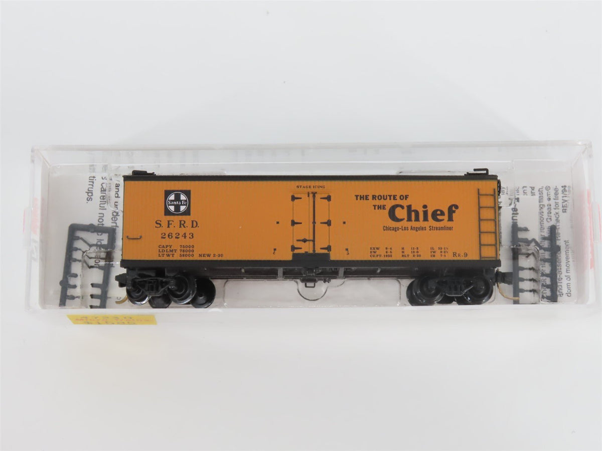 N Scale Micro-Trains MTL 47230 SFRD Santa Fe &quot;Chief&quot; 40&#39; Wood Reefer #26243