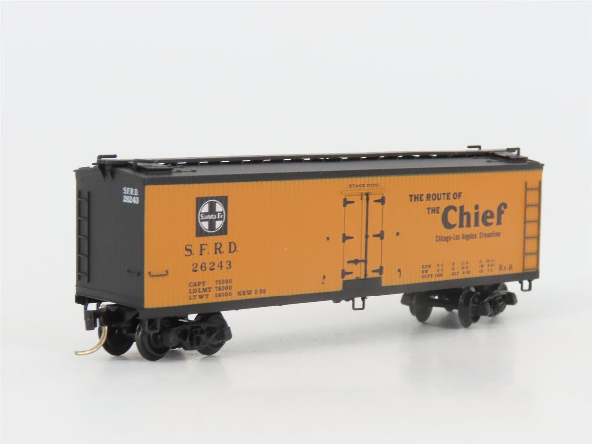 N Scale Micro-Trains MTL 47230 SFRD Santa Fe &quot;Chief&quot; 40&#39; Wood Reefer #26243