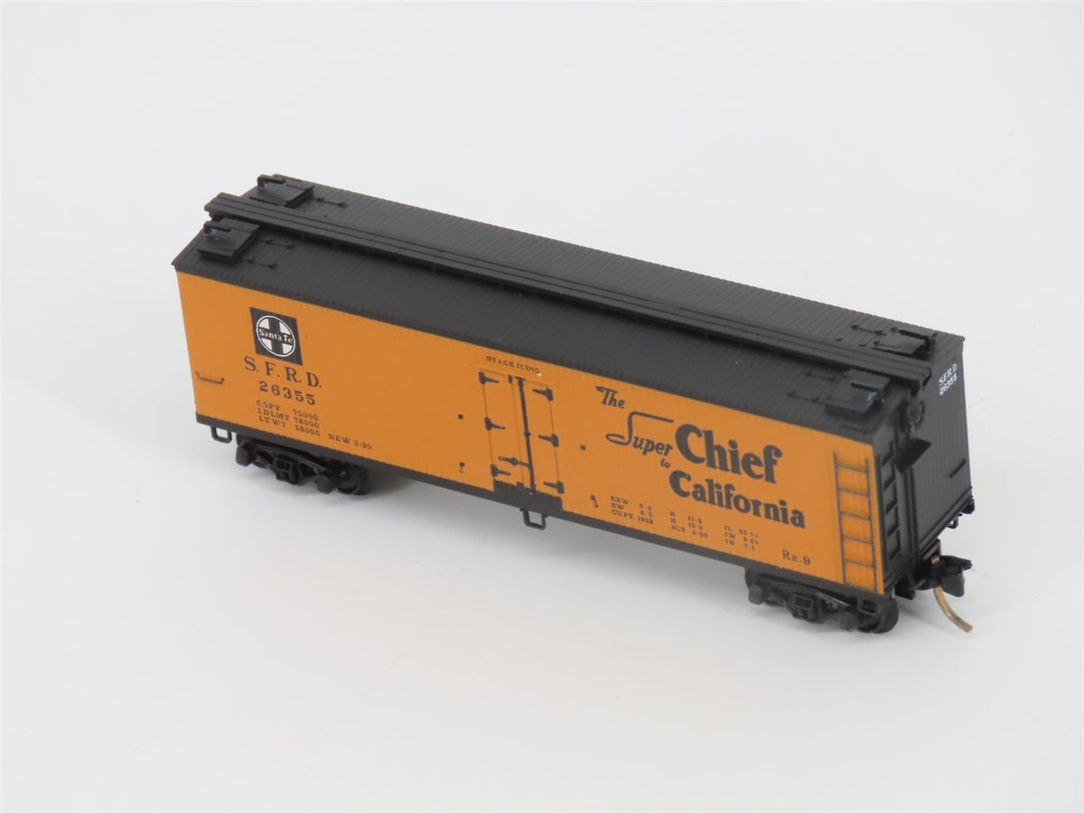 N Micro-Trains MTL 47250 SFRD Santa Fe &quot;Chief California&quot; 40&#39; Wood Reefer #26355