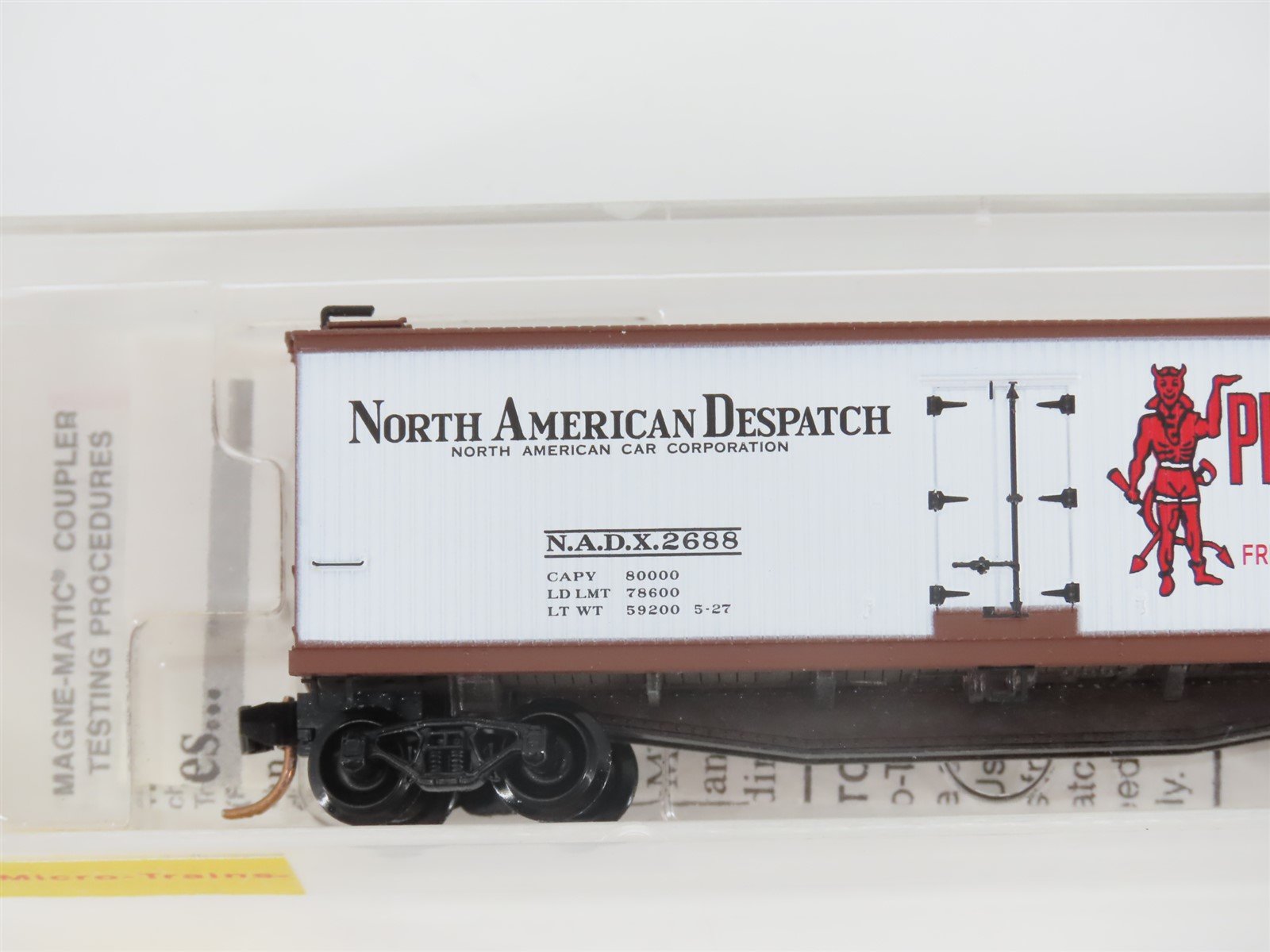 N Scale Micro-Trains MTL 49490 NADX Pluto Water 40' Wood Reefer #2688