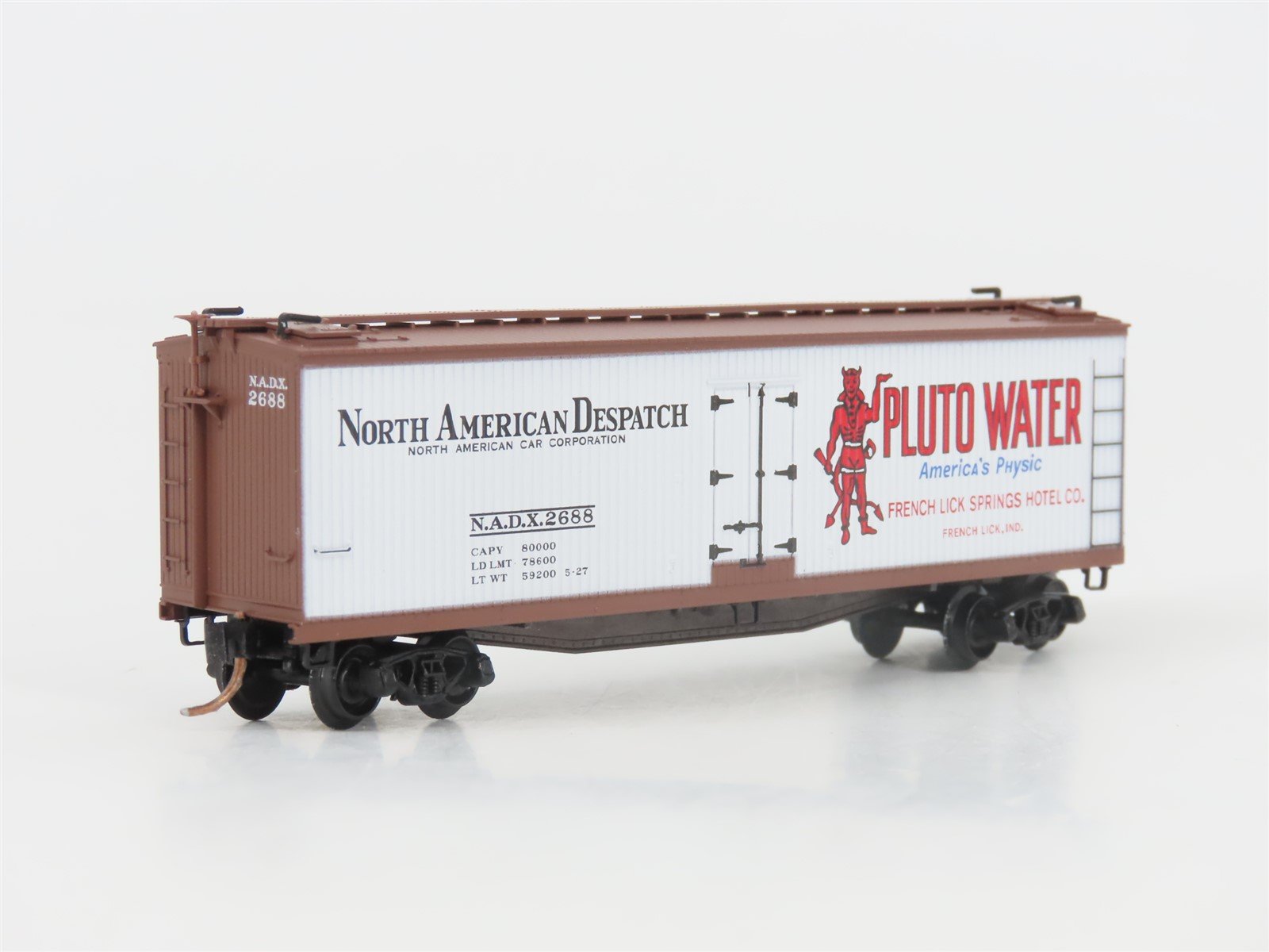 N Scale Micro-Trains MTL 49490 NADX Pluto Water 40' Wood Reefer #2688