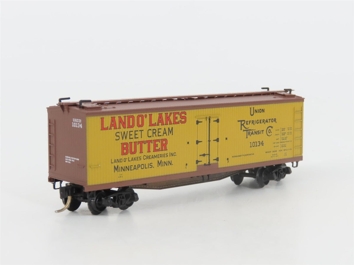 N Scale Micro-Trains MTL 49470 URTC Land O&#39; Lakes 40&#39; Wood Reefer #10134