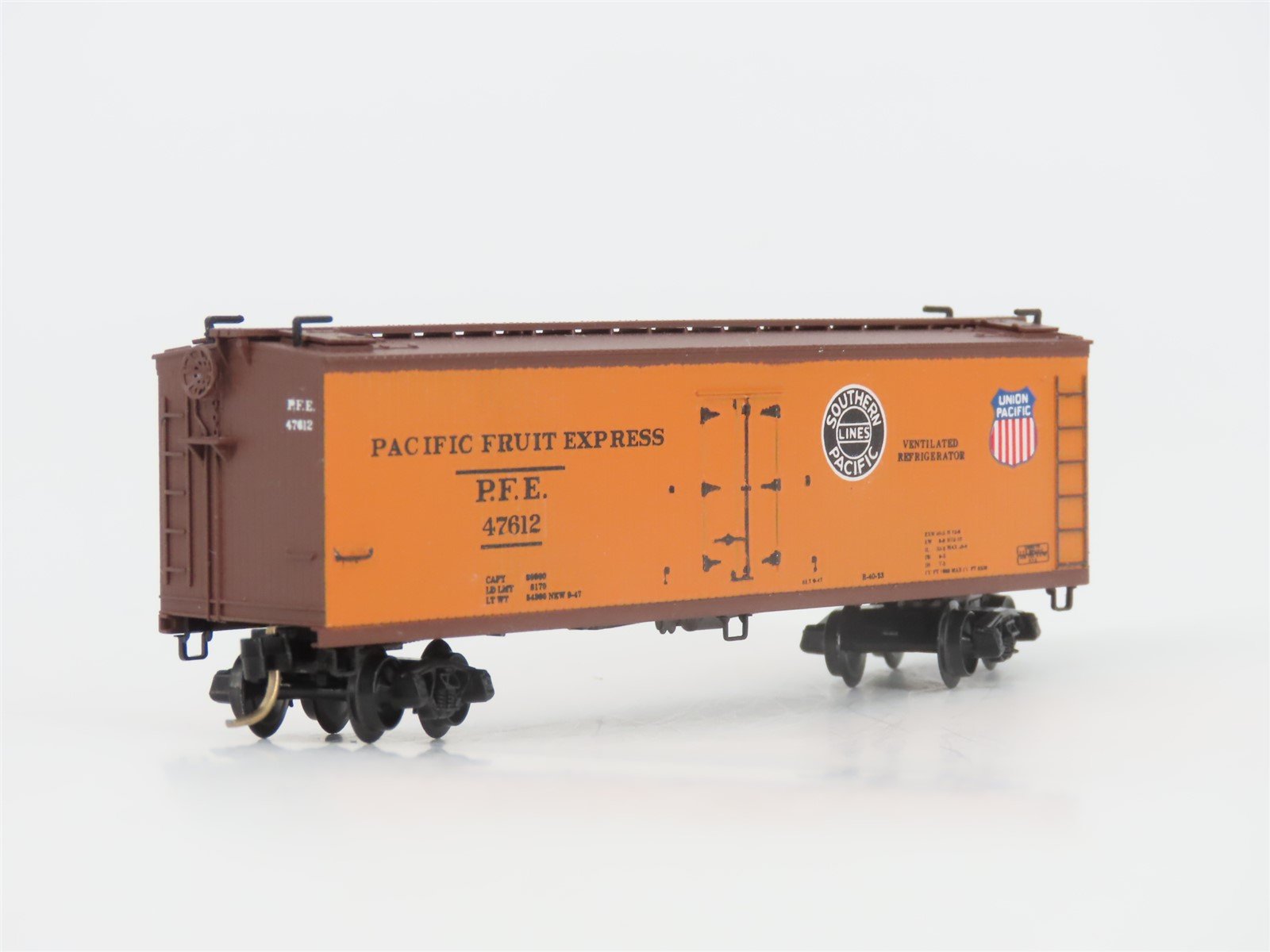 N Micro-Trains MTL Al's Kustom SP UP PFE Pacific Fruit Express Reefer #47612