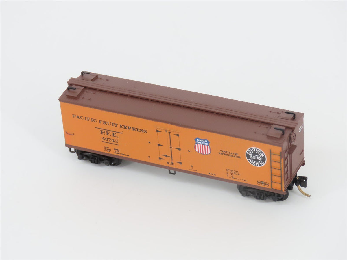N Micro-Trains MTL Al&#39;s Kustom SP UP PFE Pacific Fruit Express Reefer #46743