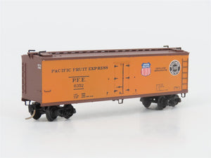 N Micro-Trains MTL Al's Kustom SP UP PFE Pacific Fruit Express Reefer #6352