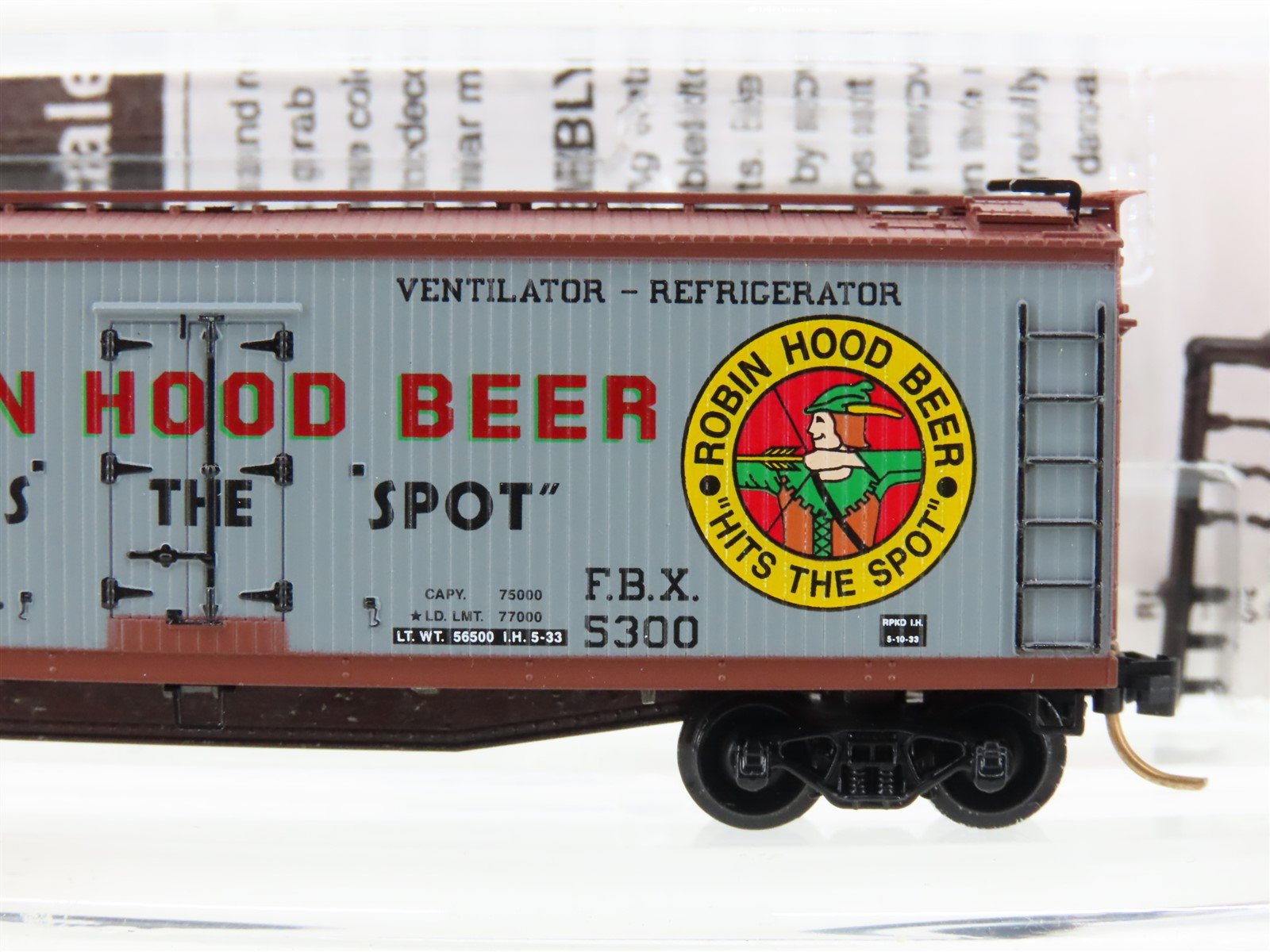 N Scale Micro-Trains MTL 49450 FBX Robin Hood Beer 40' Wood Reefer #5300