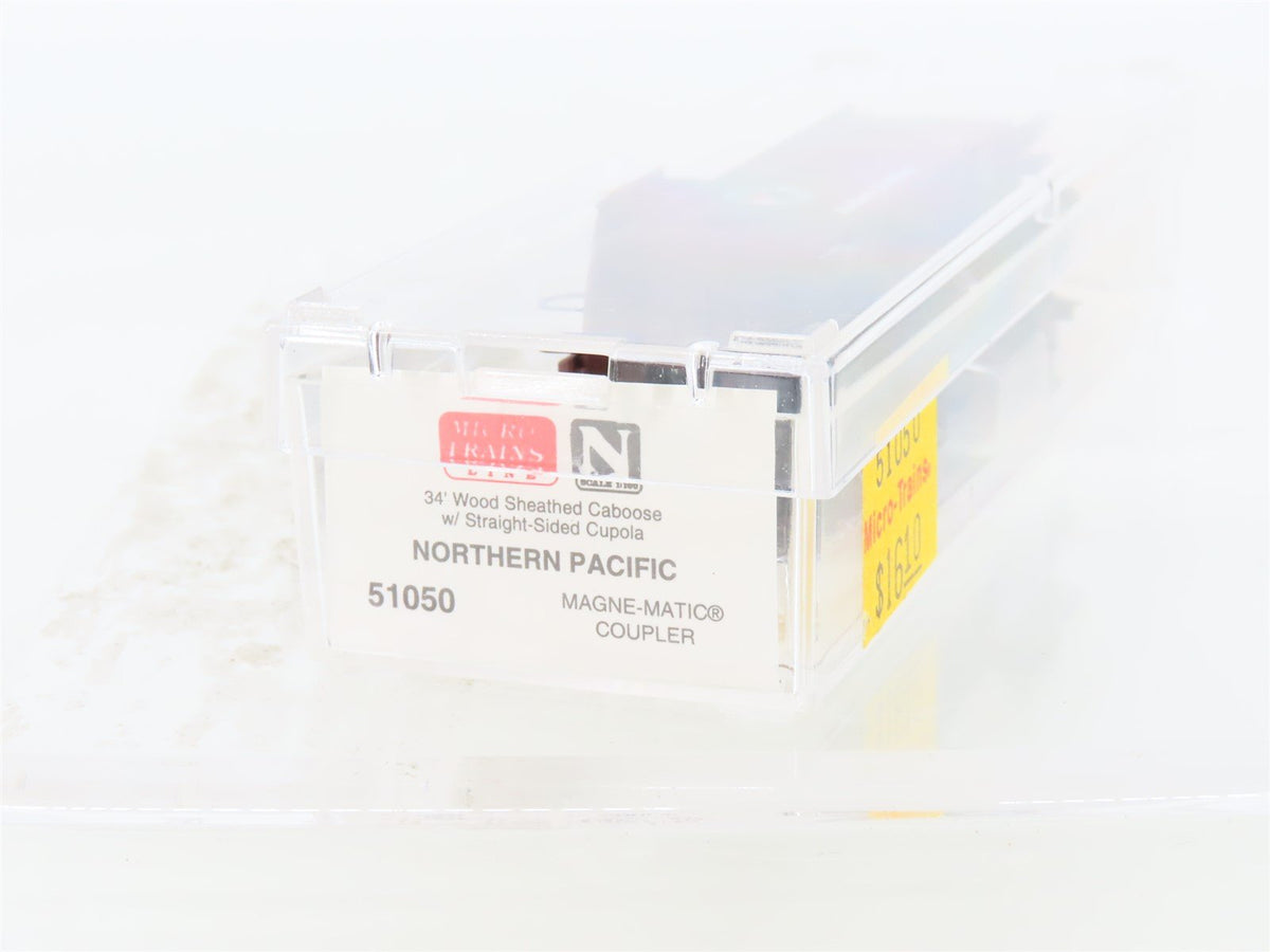 N Micro-Trains MTL 51050 NP Northern Pacific Offset Cupola Wood Caboose #1638