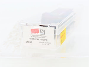 N Micro-Trains MTL 51050 NP Northern Pacific Offset Cupola Wood Caboose #1638