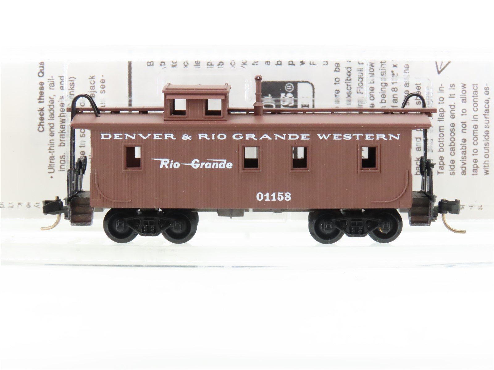 N Micro-Trains MTL 50110 D&RGW Rio Grande 34' Offset Cupola Wood Caboose #01158