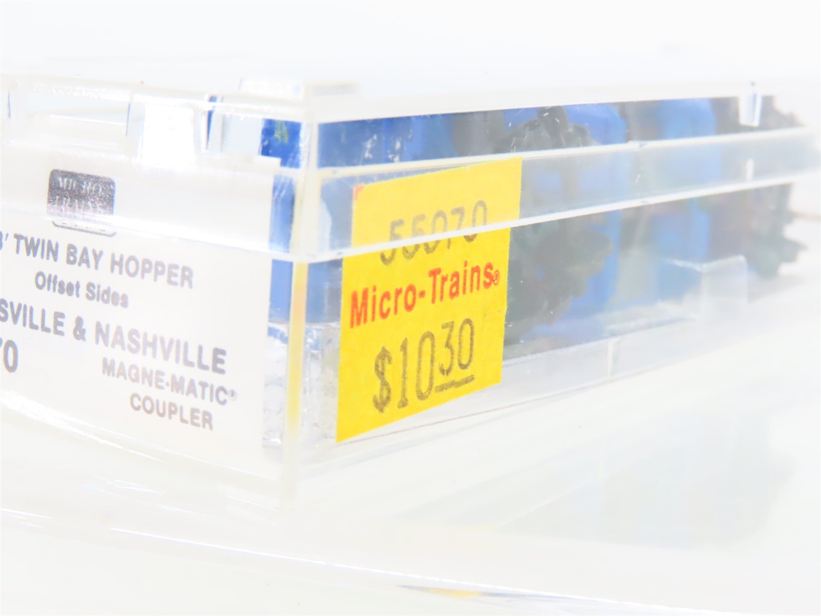 N Micro-Trains MTL 55070 L&N Louisville & Nashville 33' 2-Bay Hopper #60026