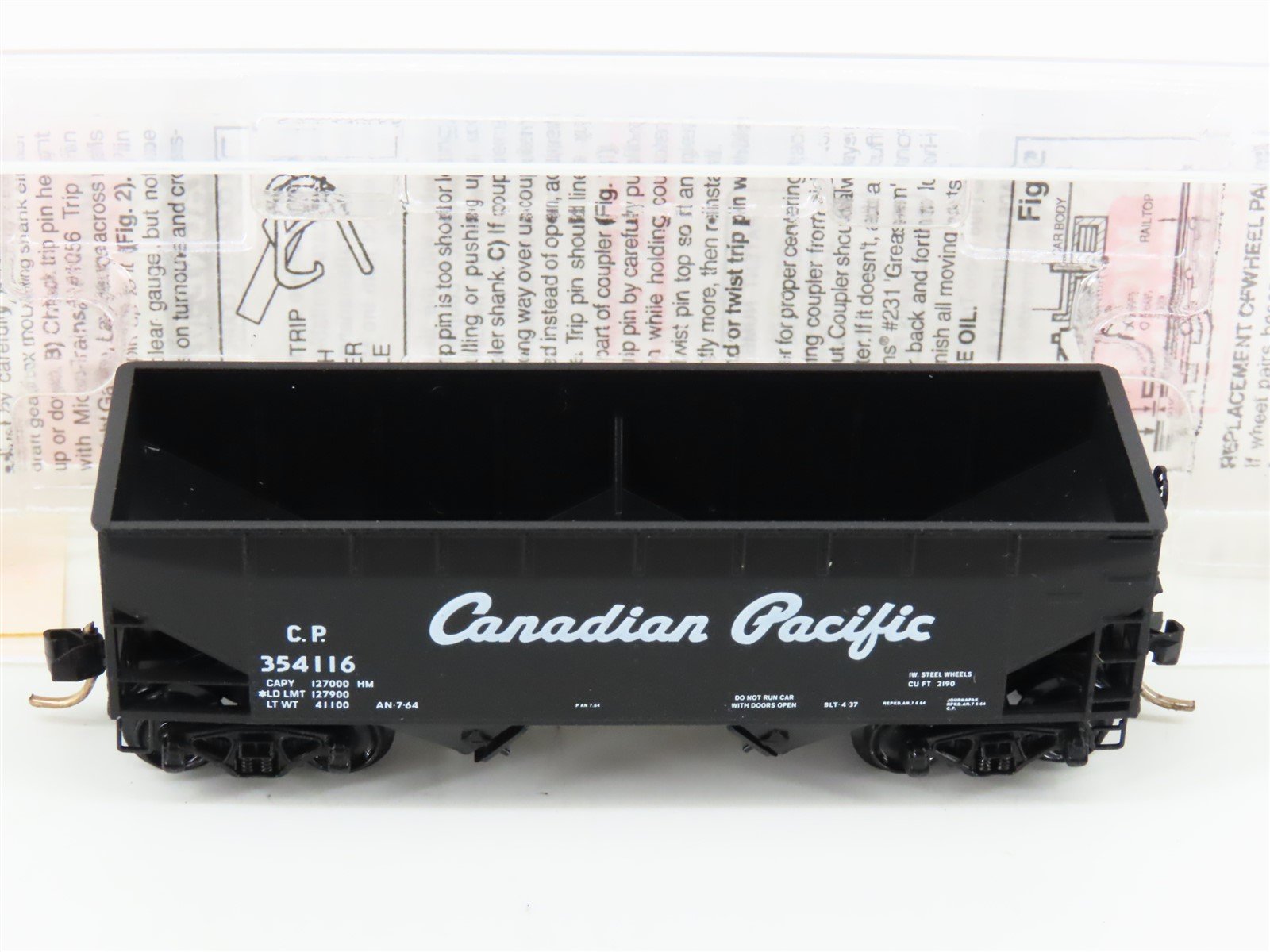 N Scale Micro-Trains MTL 55410 CP Canadian Pacific 33' 2-Bay Hopper #354116