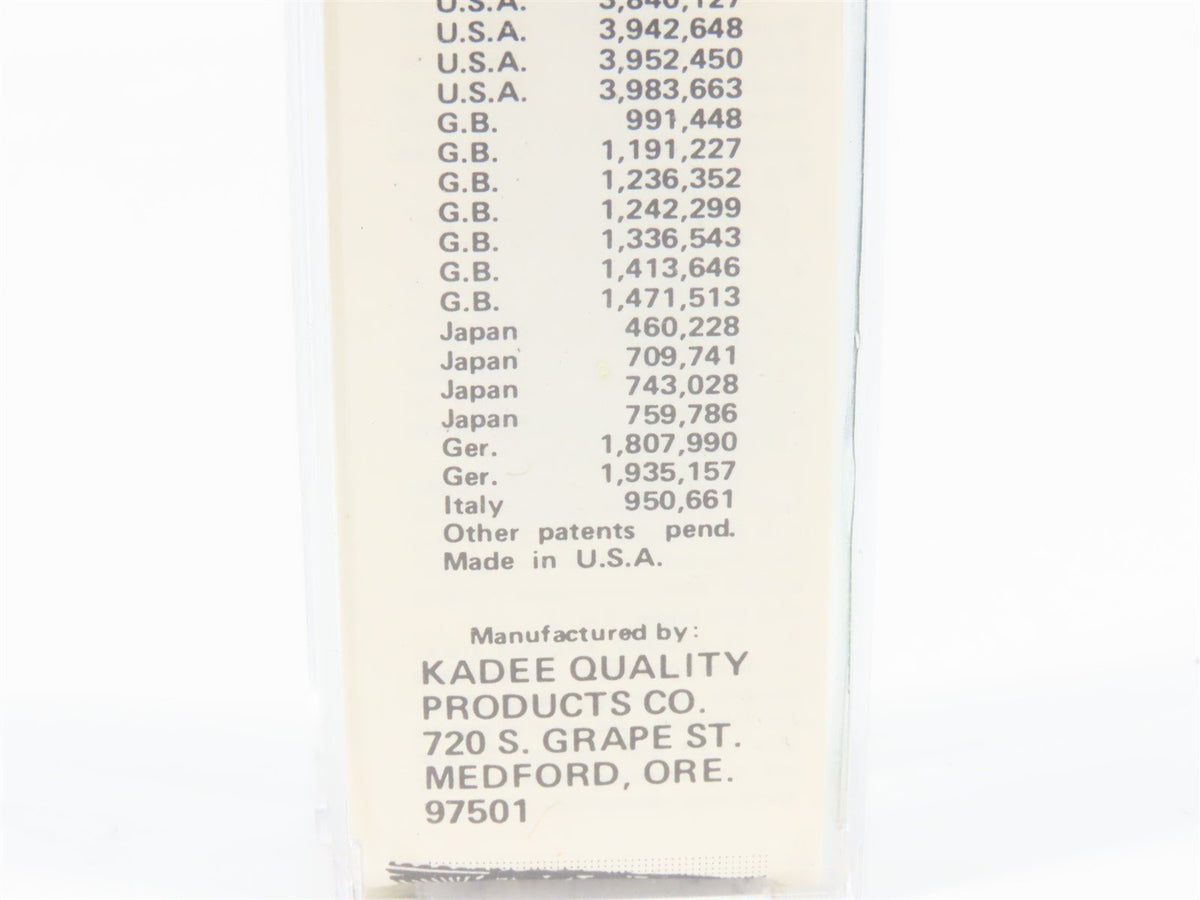 N Scale Kadee Micro-Trains MTL 56092 WM Western Maryland 33&#39; 2-Bay Hopper #10372