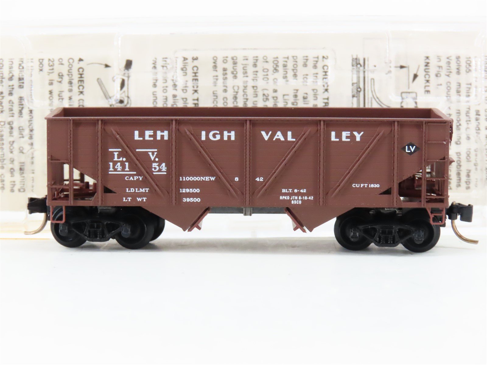N Micro-Trains MTL 57030 LV Lehigh Valley 33' 2-Bay Composite Side Hopper #14154