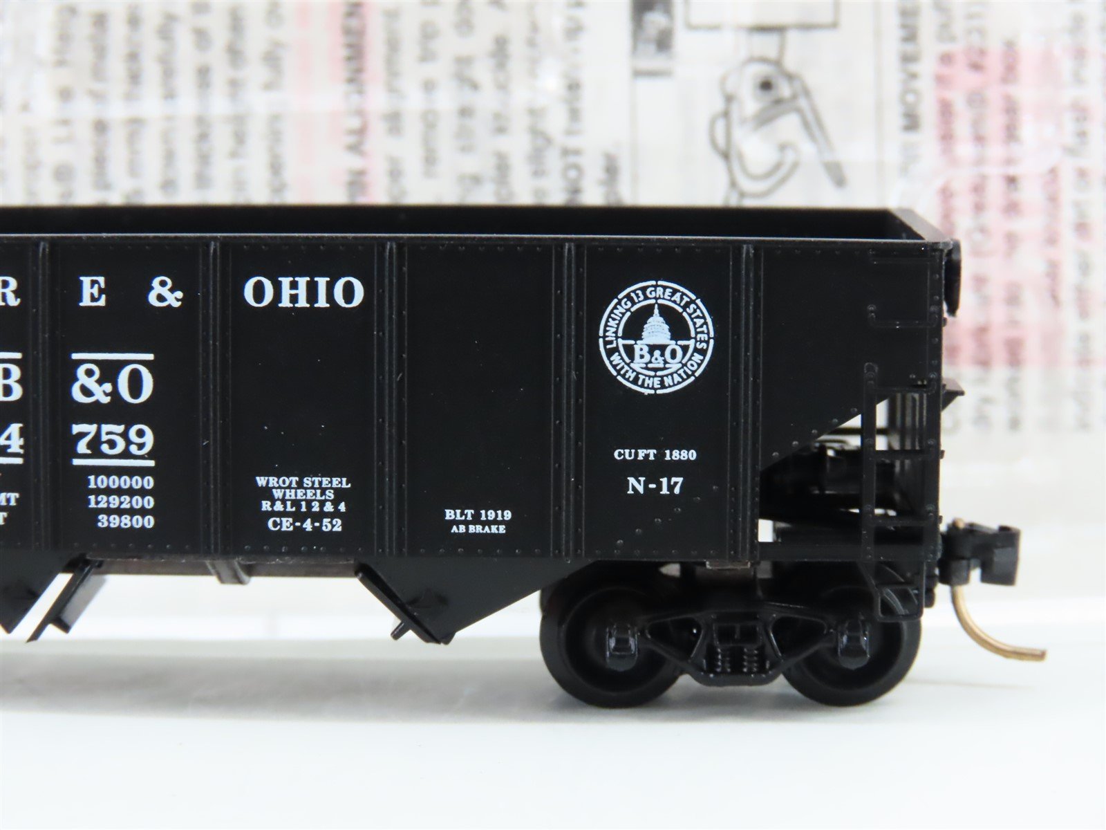 N Micro-Trains MTL 56310 B&O Baltimore & Ohio 33' 2-Bay Rib Side Hopper #324759