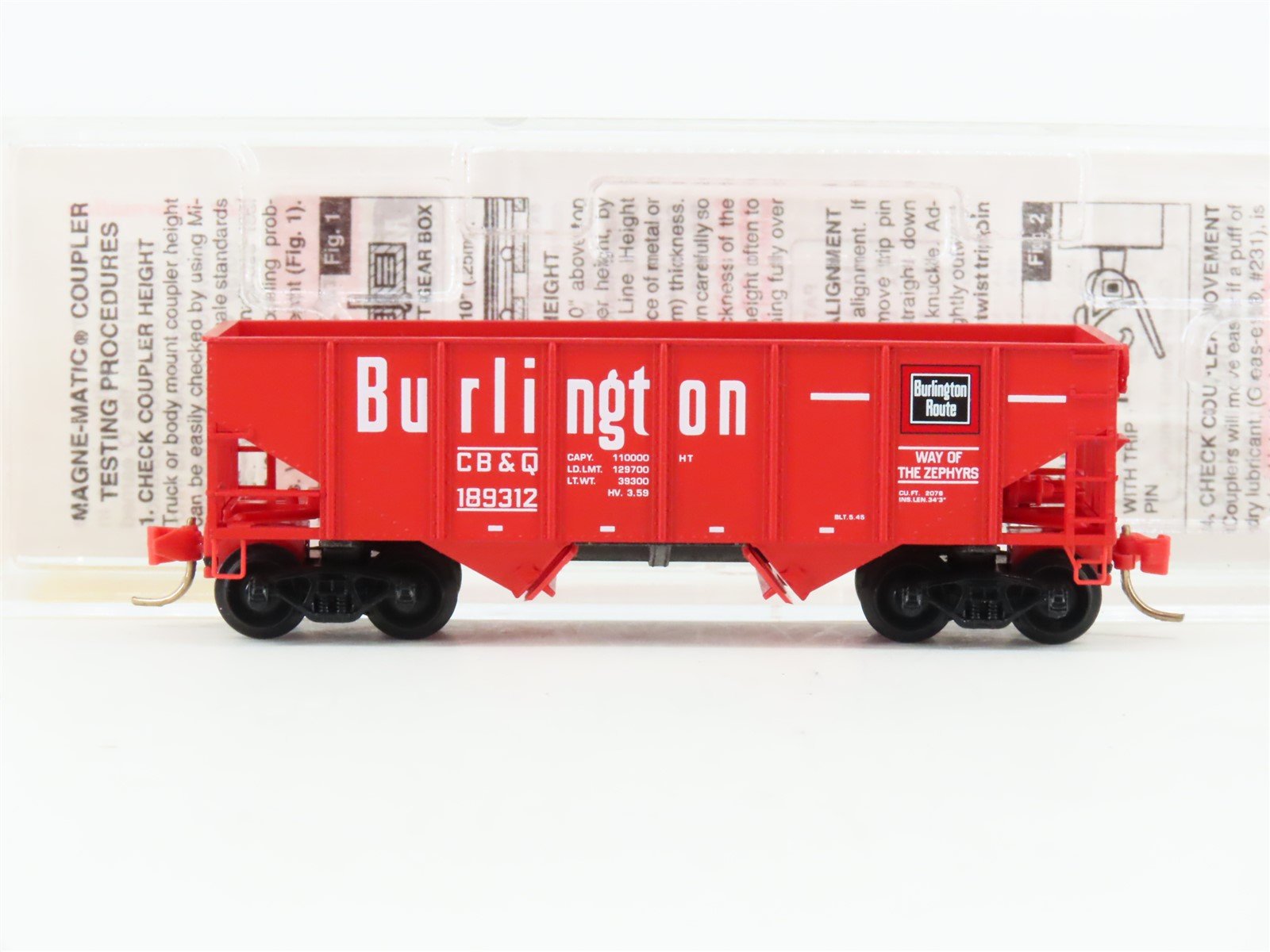 N Micro-Trains MTL 56300 CB&Q Burlington Route 33' 2-Bay Rib Side Hopper #189312