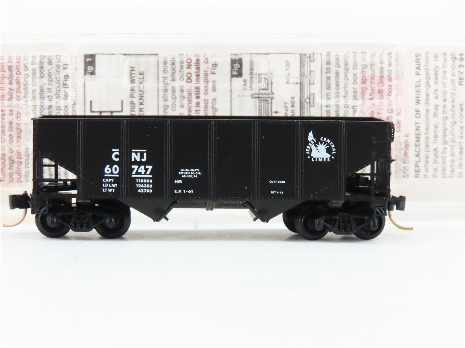 N Micro-Trains MTL 56230 CNJ Jersey Central 33' 2-Bay Rib Side Hopper #60747