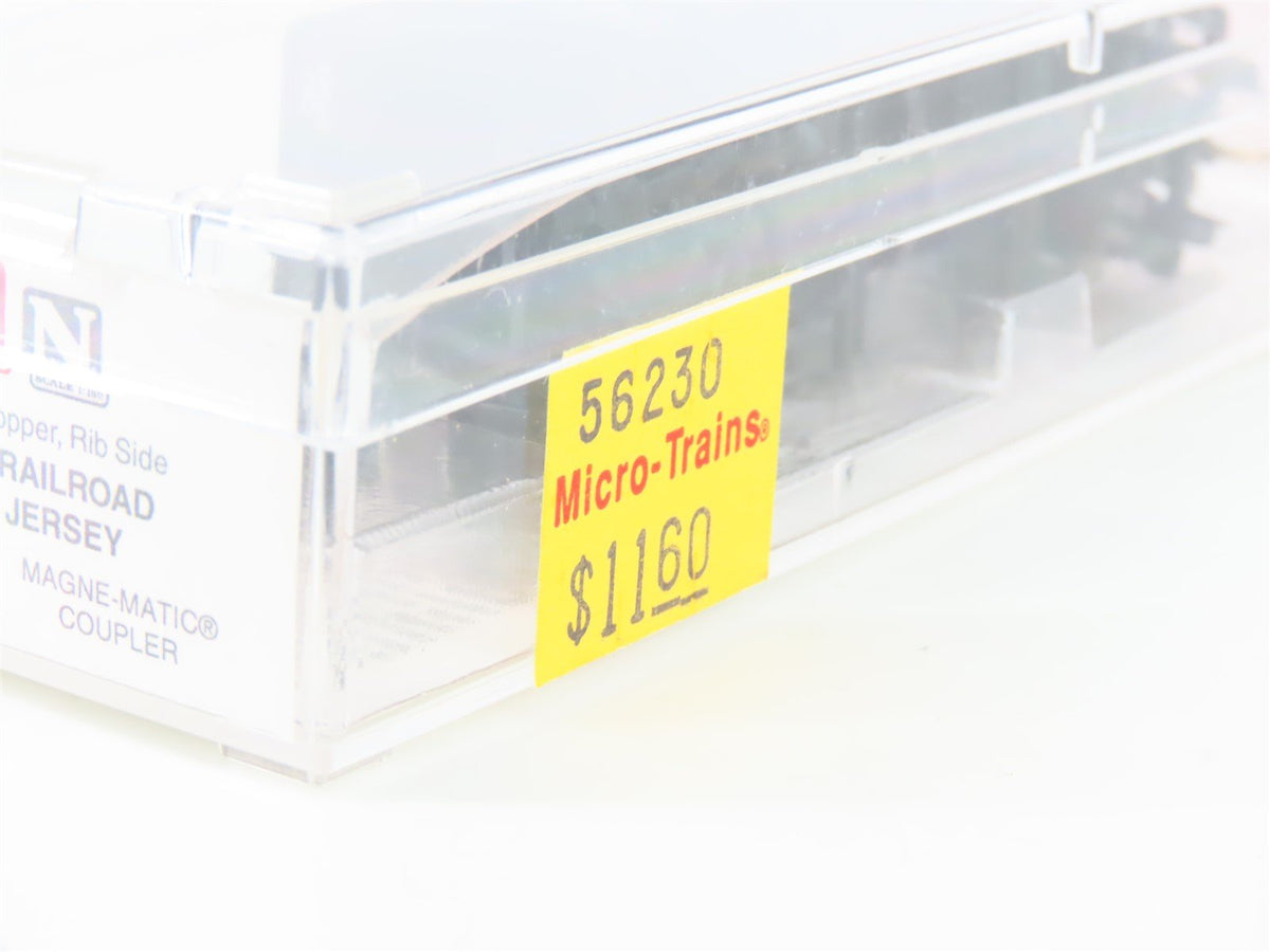N Micro-Trains MTL 56230 CNJ Jersey Central 33&#39; 2-Bay Rib Side Hopper #60747