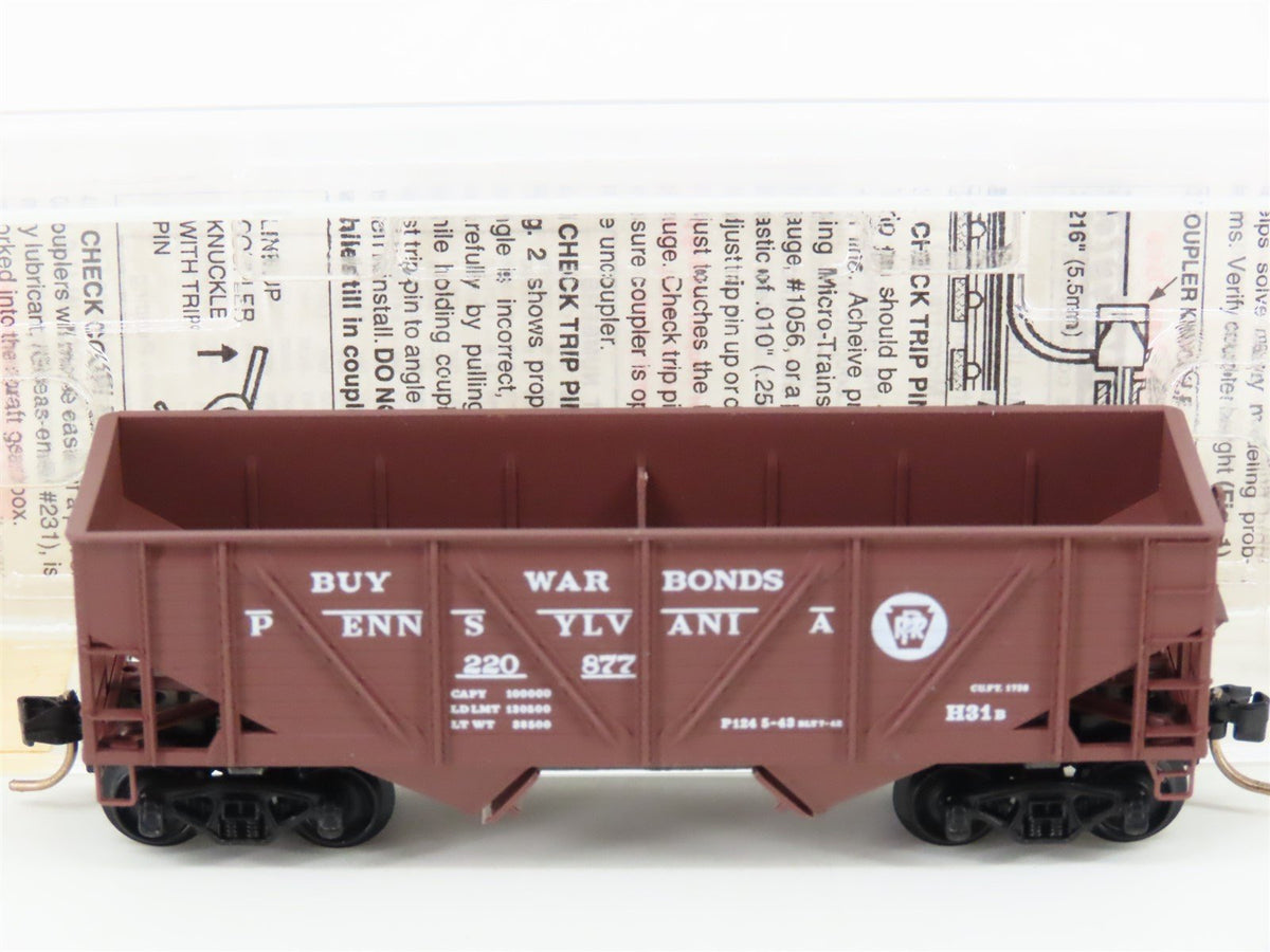 N Scale Micro-Trains MTL 57100 PRR Pennsylvania &quot;War Bonds&quot; 2-Bay Hopper #220877