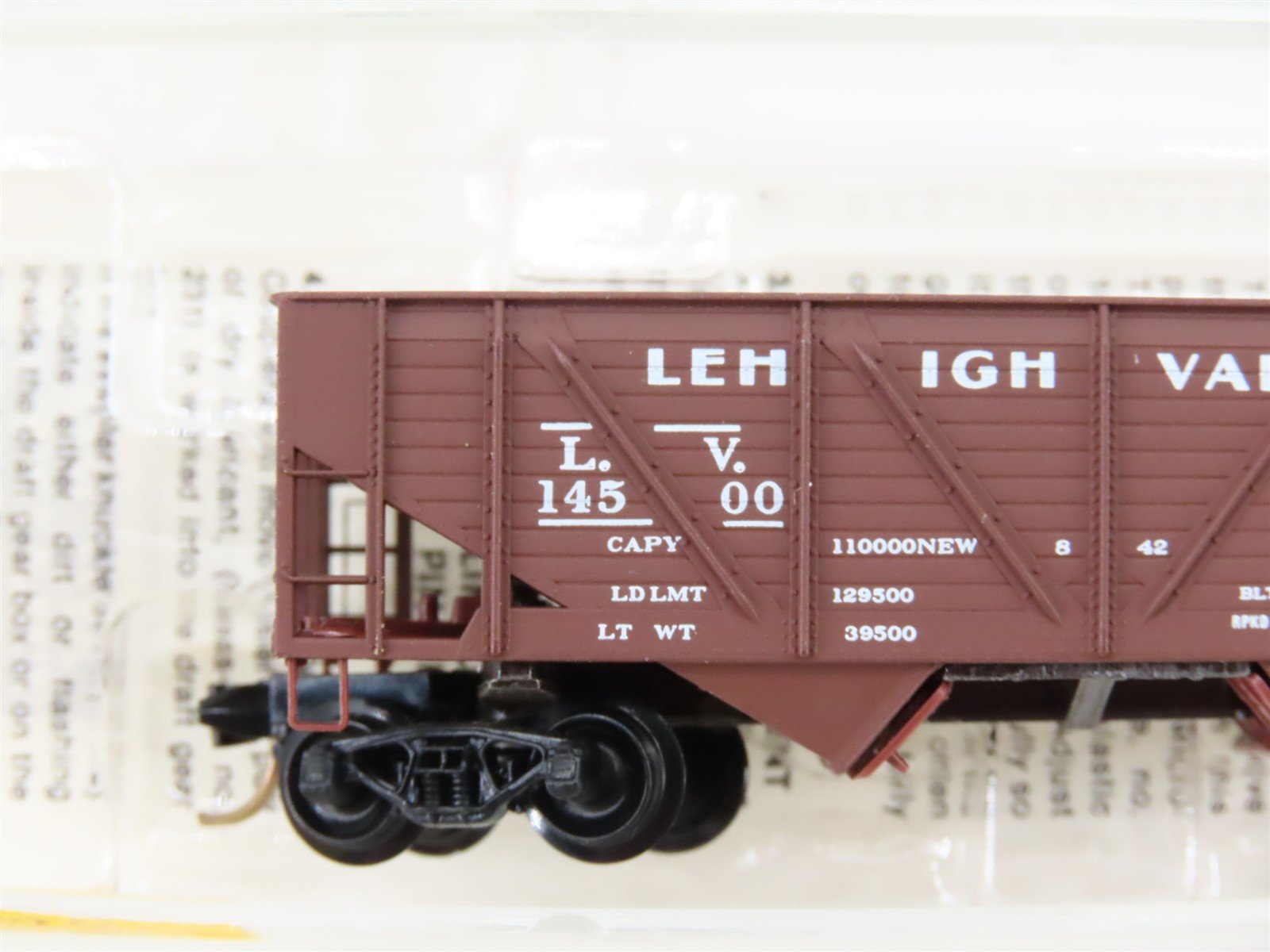 N Micro-Trains MTL 57030 LV Lehigh Valley 33' 2-Bay Composite Side Hopper #14500