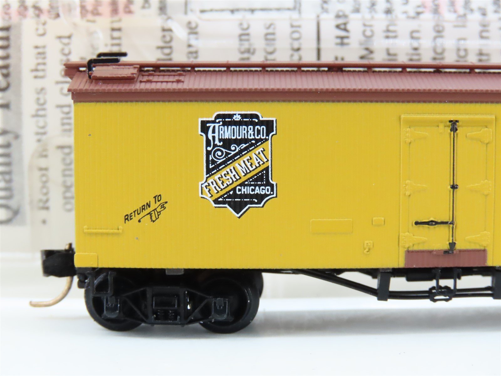 N Micro-Trains MTL 58060 Armour Refrigerator 