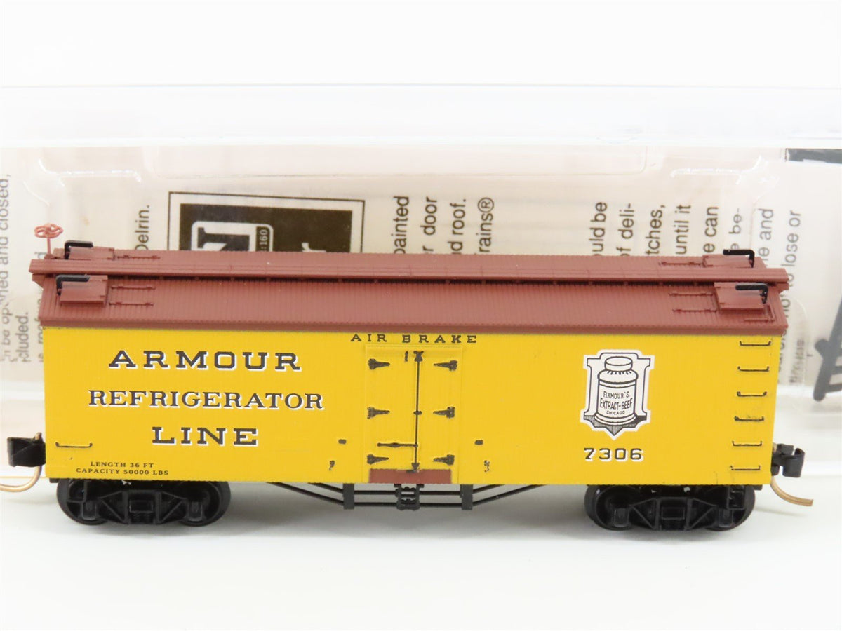 N Scale Micro-Trains MTL 58030 Armour Refrigerator Line 36&#39; Ice Reefer #7306