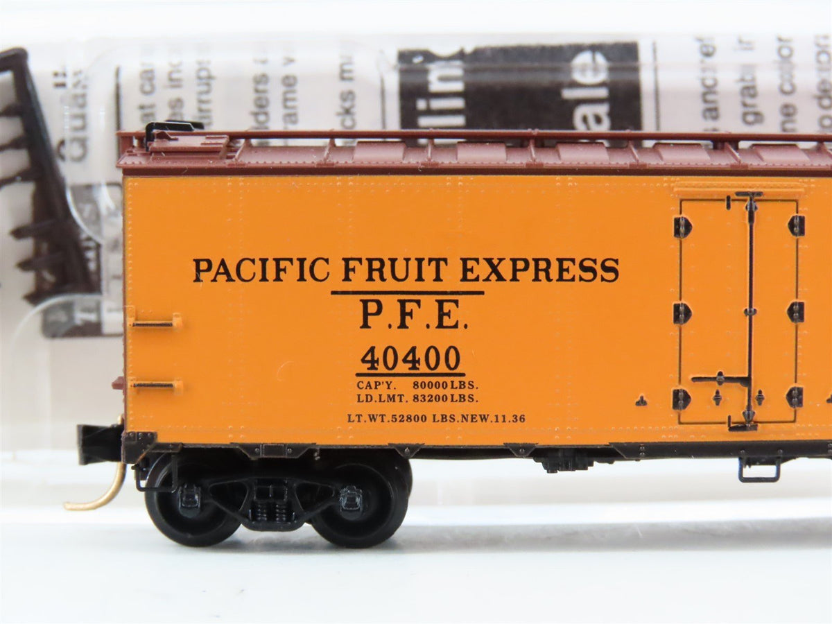 N Micro-Trains MTL 59010 PFE Pacific Fruit Express 40&#39; Steel Ice Reefer #40400