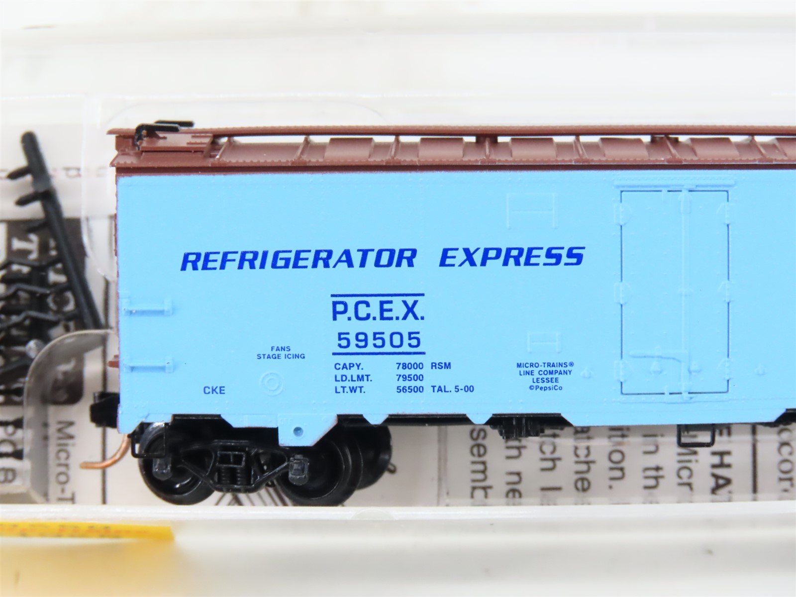 N Micro-Trains MTL 59550 PCEX Pepsi-Cola Billboard 40' Steel Ice Reefer #59505