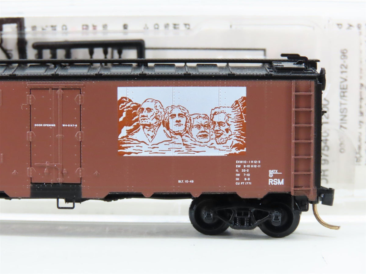 N Micro-Trains MTL 59530 URTC Black Hills &quot;Mt. Rushmore&quot; 40&#39; Steel Reefer #72722
