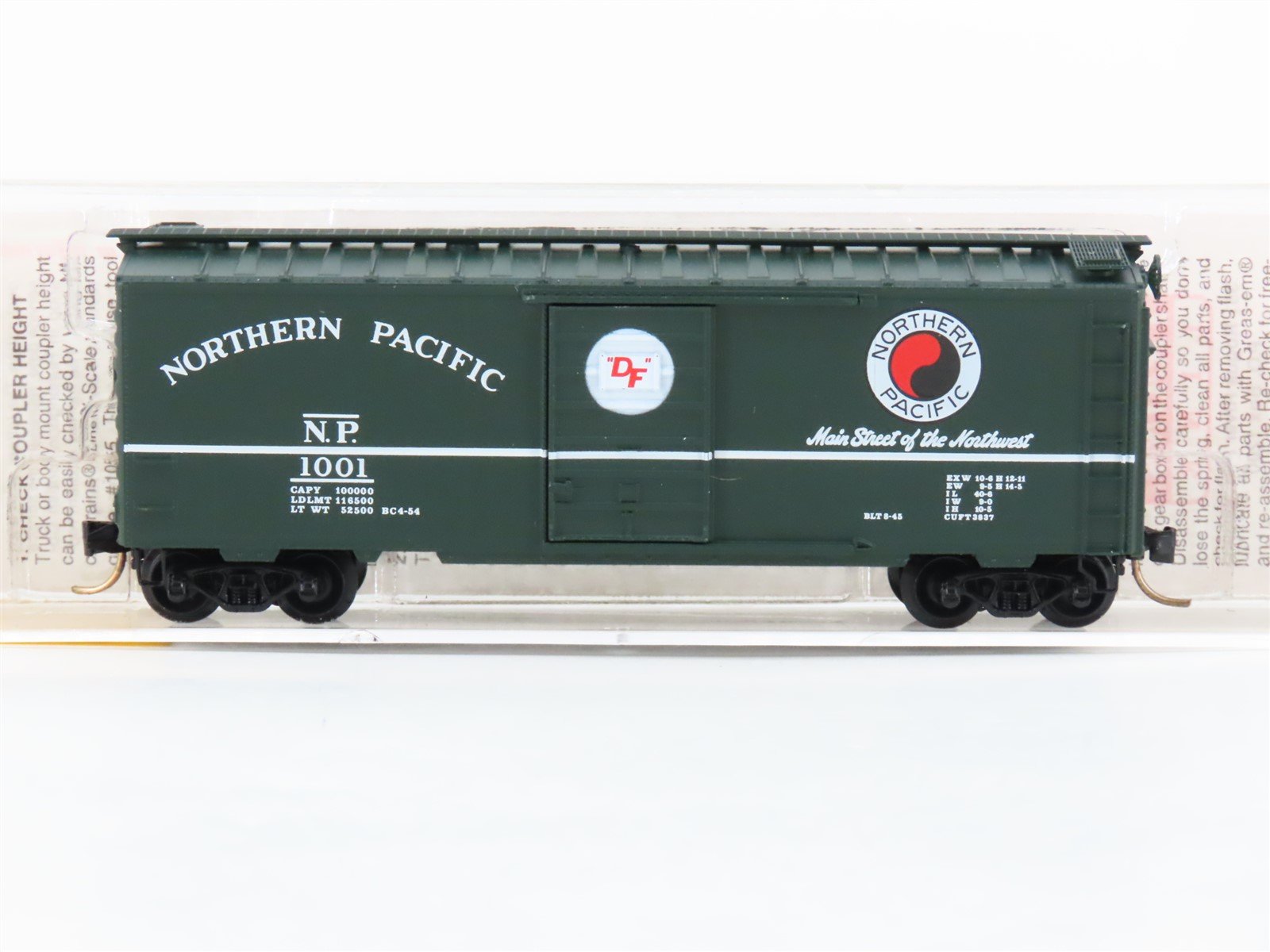 N Micro-Trains MTL 20236 NP Northern Pacific "Main Street" 40' Box Car #1001