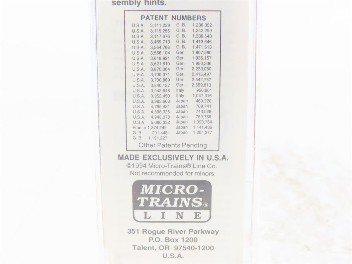 N Scale Micro-Trains MTL 20156 GN Great Northern &quot;Circus&quot; 40&#39; Box Car #18748