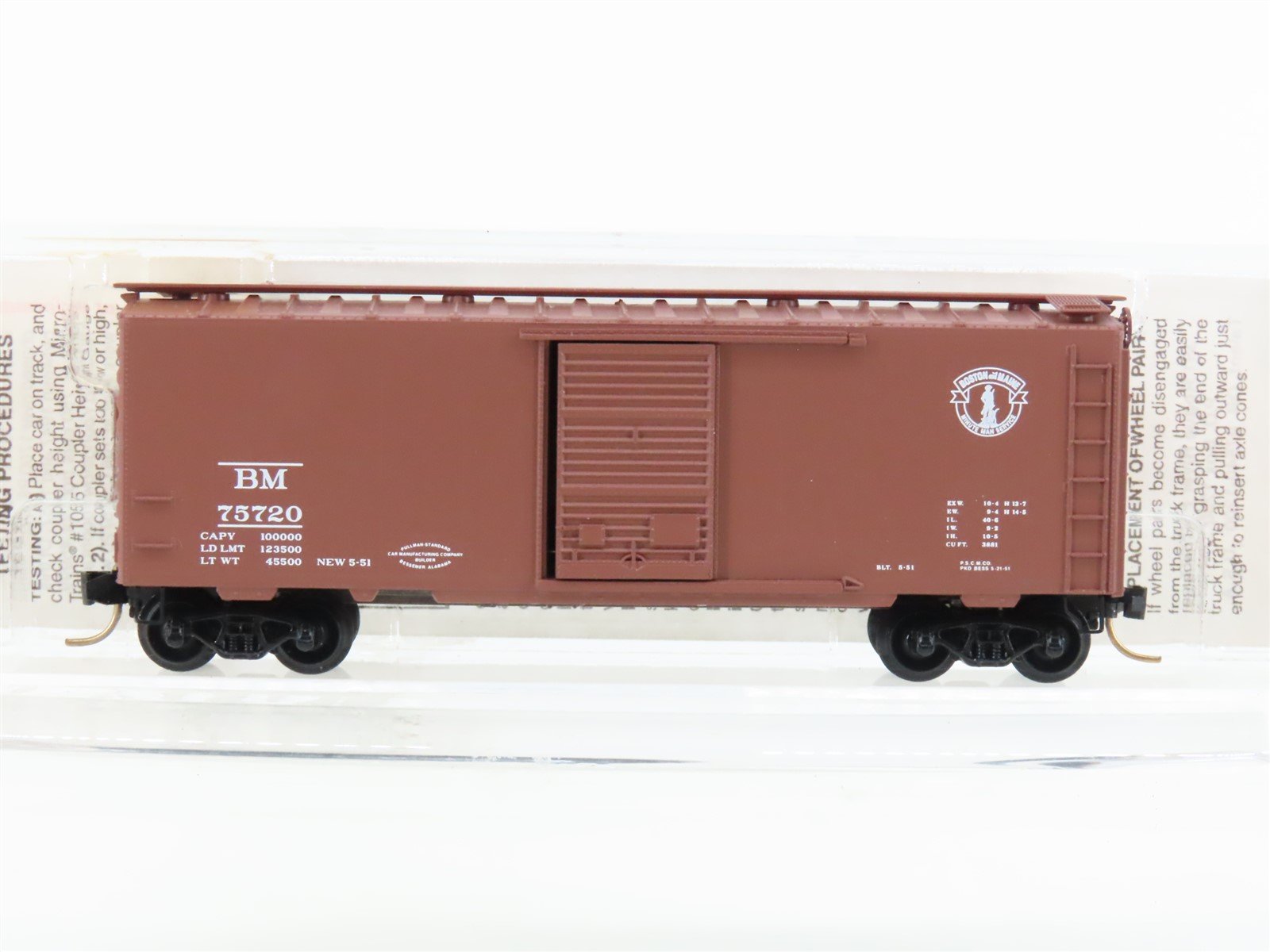 N Micro-Trains MTL 20326 B&M Boston & Maine "Minute Man" 40' Box Car #75720
